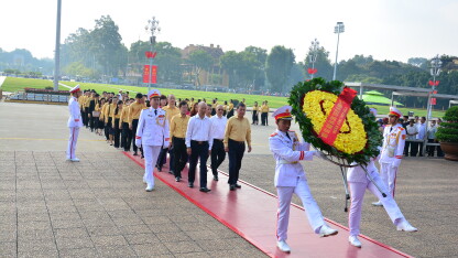 BAC A BANK dâng hương viếng bác nhân dịp quốc khánh 2/9